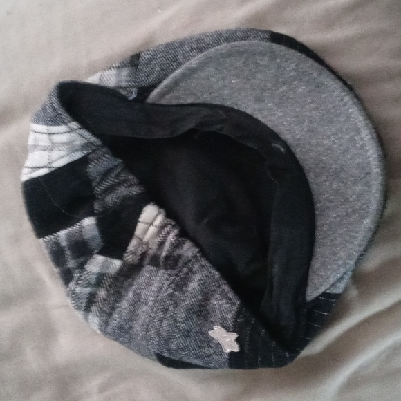 Bnwot very RARE!!! fox racing hat. This hat is looks like made by newsies 🎥 - Picture 4 of 5